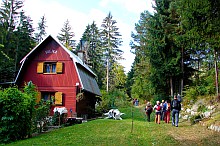 Chatov osada Lzky pri Bystrike